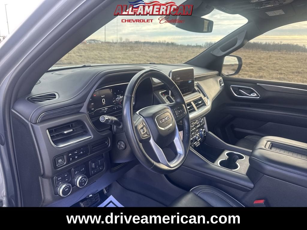 2023 GMC Yukon XL SLT