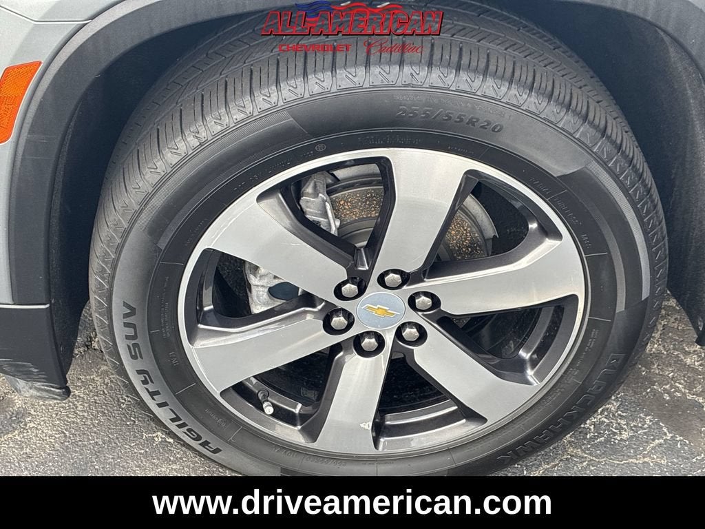 2023 Chevrolet Traverse LT Leather