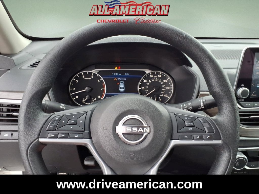 2025 Nissan Altima SV