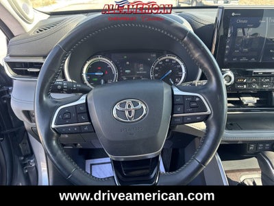 2022 Toyota Highlander Hybrid Limited