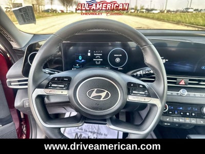 2025 Hyundai Elantra SEL Convenience