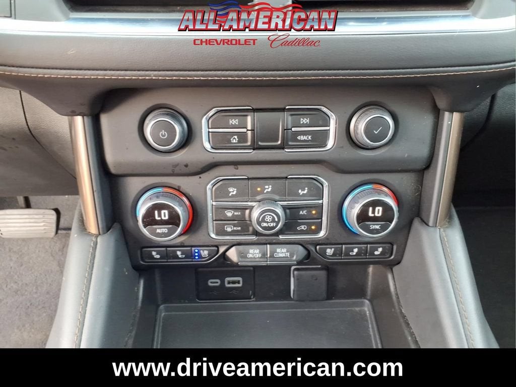 2023 Chevrolet Suburban High Country