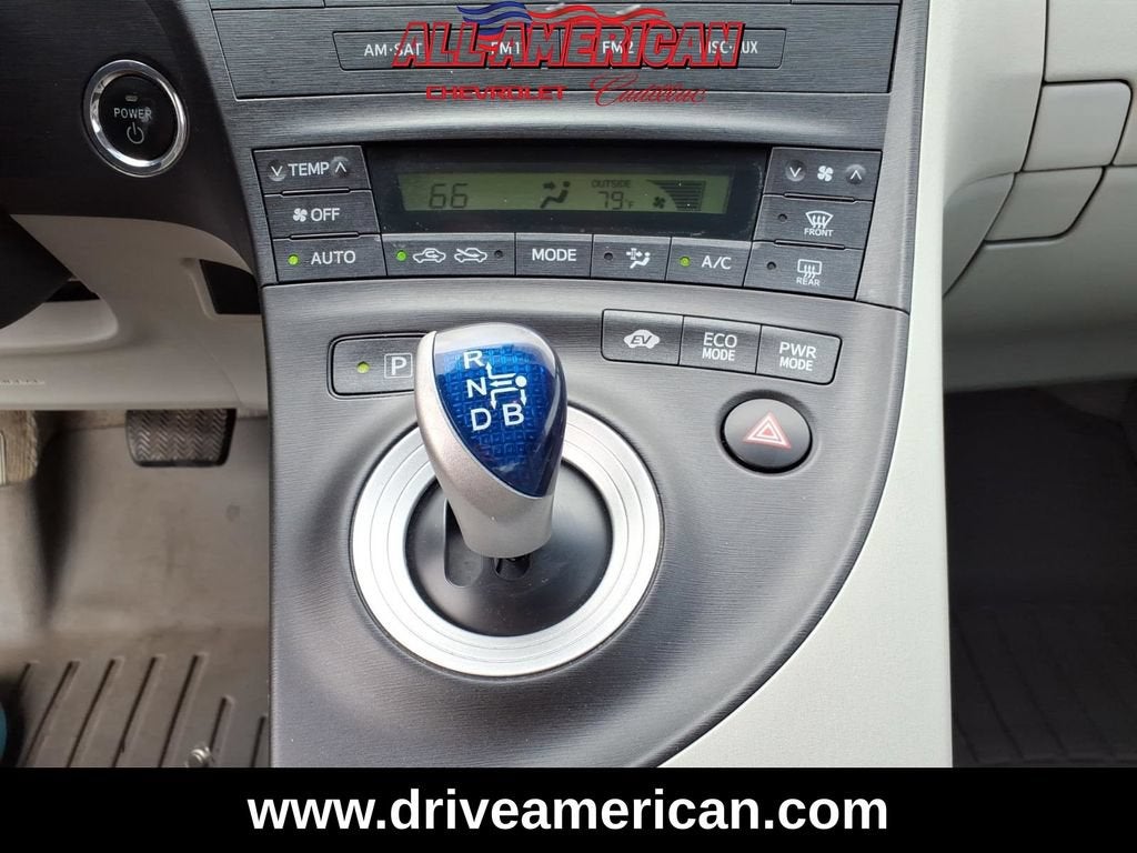 2010 Toyota Prius II