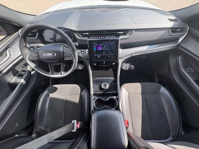 2023 Jeep Grand Cherokee Altitude 4x4