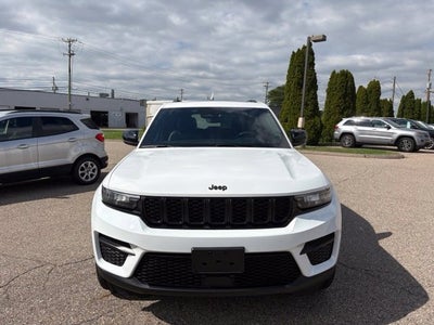 2023 Jeep Grand Cherokee Altitude 4x4