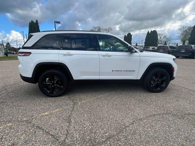 2023 Jeep Grand Cherokee Altitude 4x4