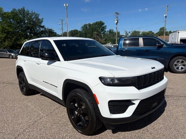 2024 Jeep Grand Cherokee Altitude 4x4