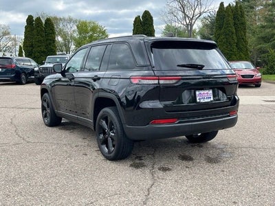2023 Jeep Grand Cherokee Altitude 4x4