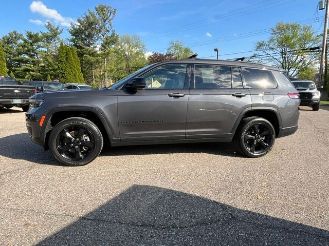 2022 Jeep Grand Cherokee L Altitude