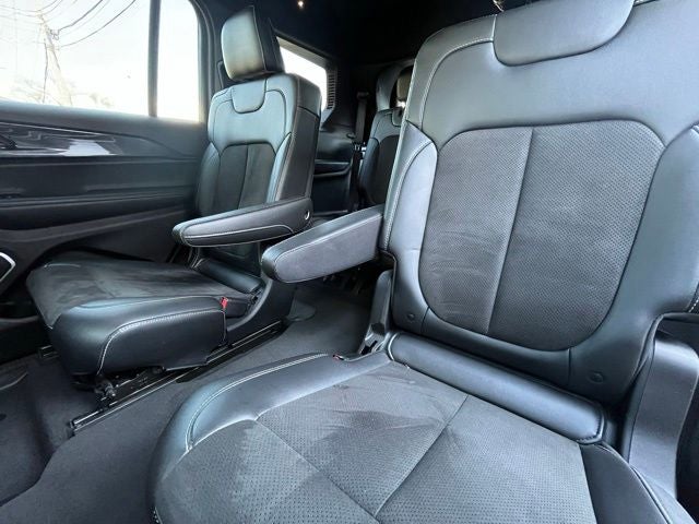 2022 Jeep Grand Cherokee L Altitude