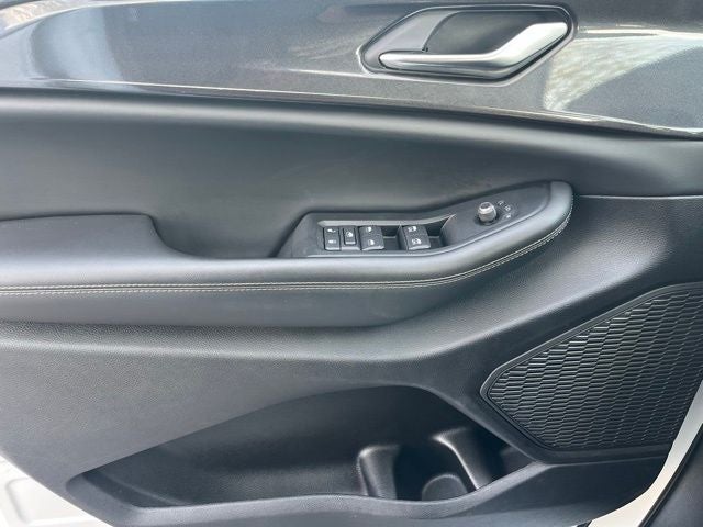 2023 Jeep Grand Cherokee L Laredo 4x4