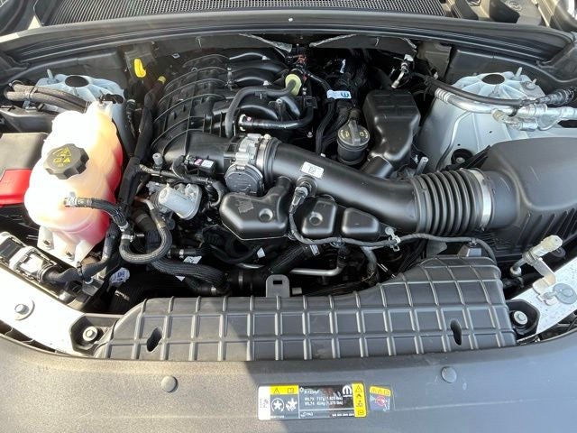 2023 Jeep Grand Cherokee L Laredo 4x4