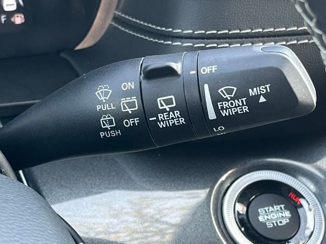 2023 Jeep Grand Cherokee L Laredo 4x4