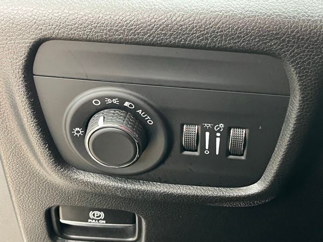 2022 Jeep Grand Cherokee L Altitude