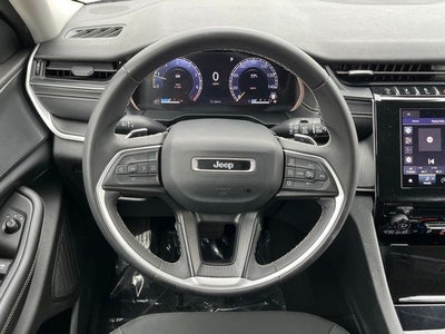 2023 Jeep Grand Cherokee L Laredo 4x4