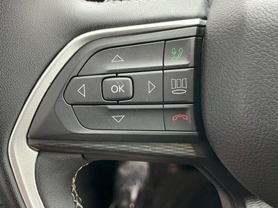 2023 Jeep Grand Cherokee L Laredo 4x4