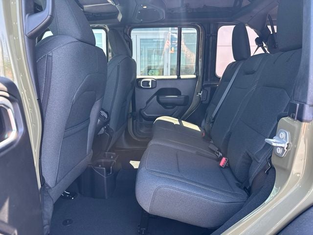 2026 Jeep Wrangler 4-Door Willys - Photo 9