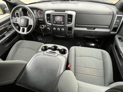 2024 RAM 1500 Classic Warlock Crew Cab 4x4 5'7' Box