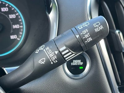 2024 Chevrolet Traverse Limited FWD LT Leather