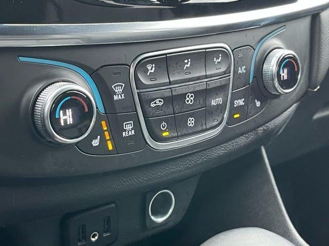 2024 Chevrolet Traverse Limited FWD LT Leather