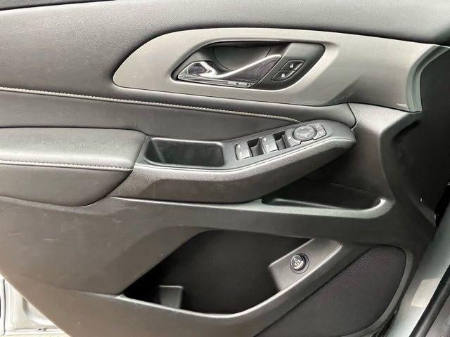 2024 Chevrolet Traverse Limited FWD LT Leather