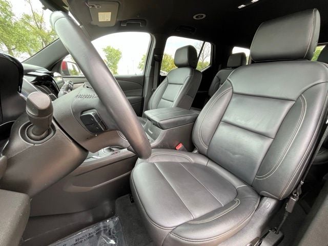 2022 Chevrolet Traverse AWD LT Leather