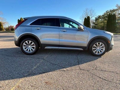 2023 Cadillac XT4 FWD Premium Luxury