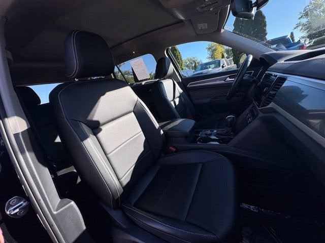 2023 Volkswagen Atlas 3.6L V6 SEL R-Line Black
