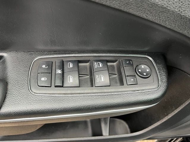 2023 Chrysler 300 Touring-L AWD