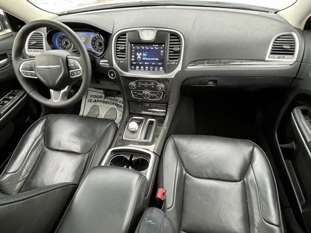 2023 Chrysler 300 Touring-L AWD