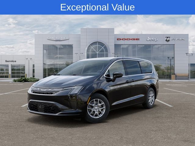 2027 Chrysler Pacifica Select's photo