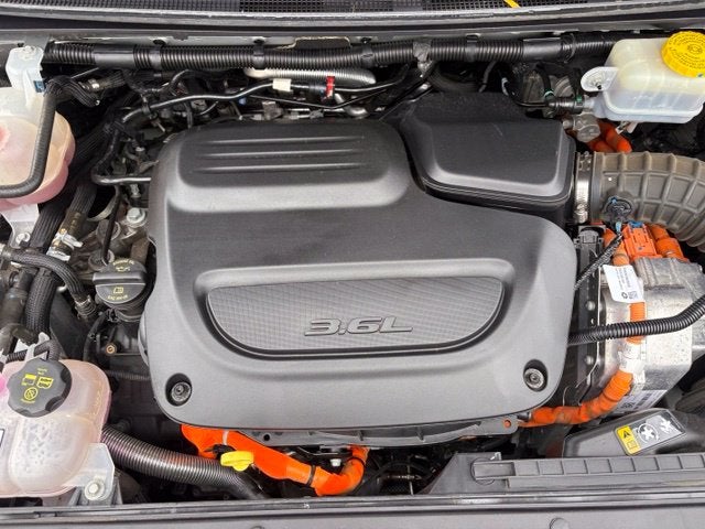 2024 Chrysler Pacifica Hybrid Select