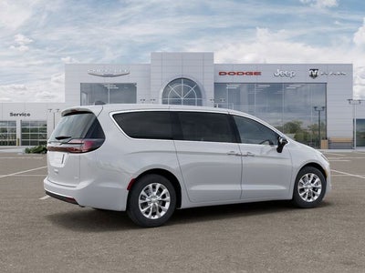 2027 Chrysler Pacifica PACIFICA SELECT AWD