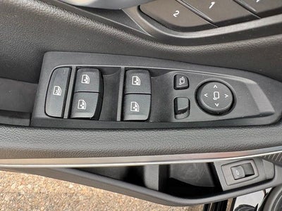 2025 BMW 330i xDrive