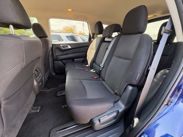 2019 Nissan Pathfinder S