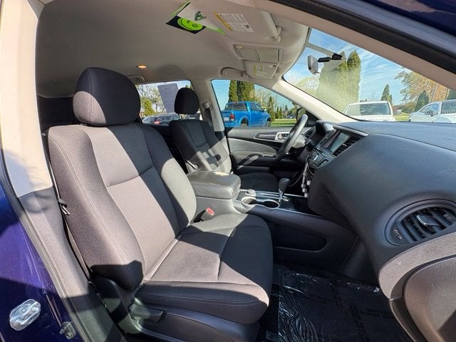 2019 Nissan Pathfinder S
