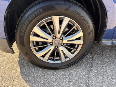 2019 Nissan Pathfinder S