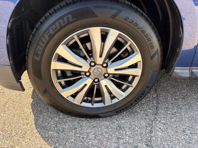 2019 Nissan Pathfinder S