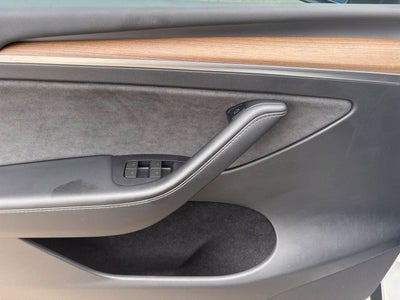 2023 Tesla Model Y Performance Dual Motor All-Wheel Drive