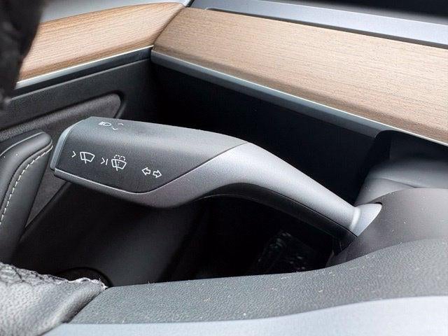 2023 Tesla Model Y Performance Dual Motor All-Wheel Drive