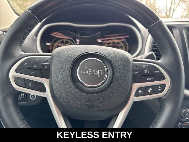 2017 Jeep Cherokee Overland