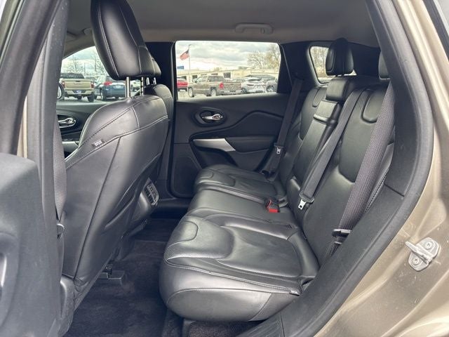 2017 Jeep Cherokee Overland