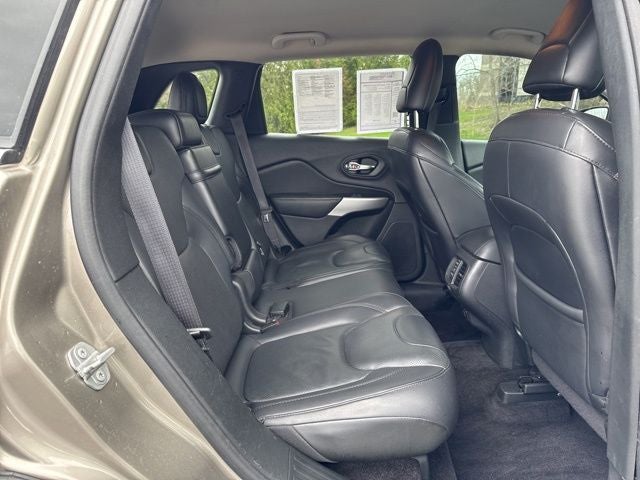 2017 Jeep Cherokee Overland