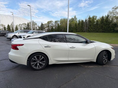 2017 Nissan Maxima Base
