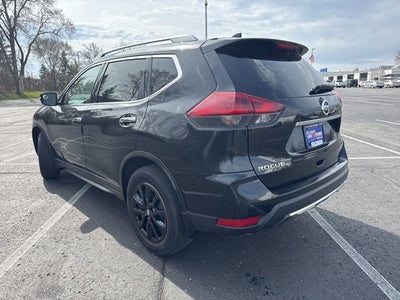 2018 Nissan Rogue Base