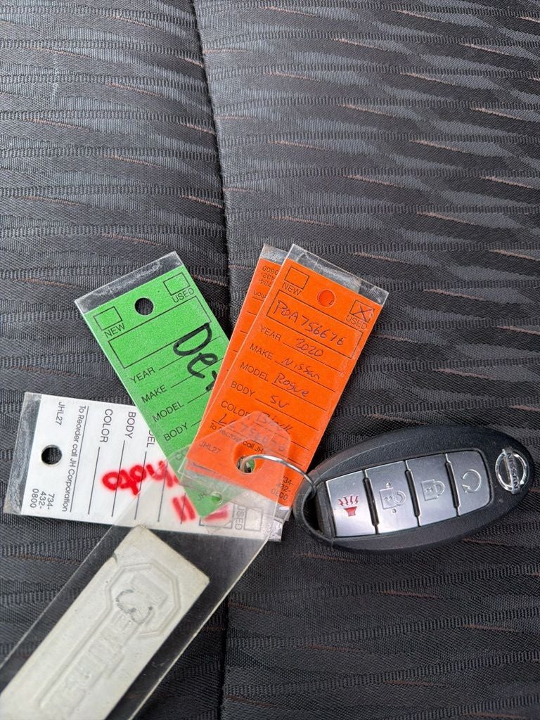 2020 Nissan Rogue SV