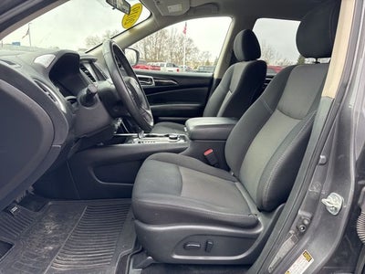 2019 Nissan Pathfinder SV