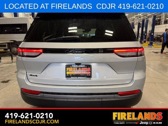 2026 Jeep Grand Cherokee Laredo