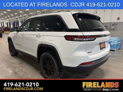 2026 Jeep Grand Cherokee Laredo