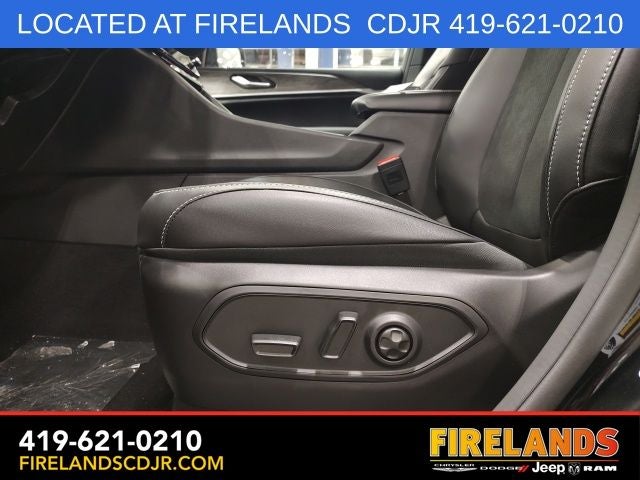 2026 Jeep Grand Cherokee Altitude